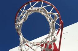 开云体育官方网站-曼城险胜瑞士，卡塞米罗三分雨点燃全场