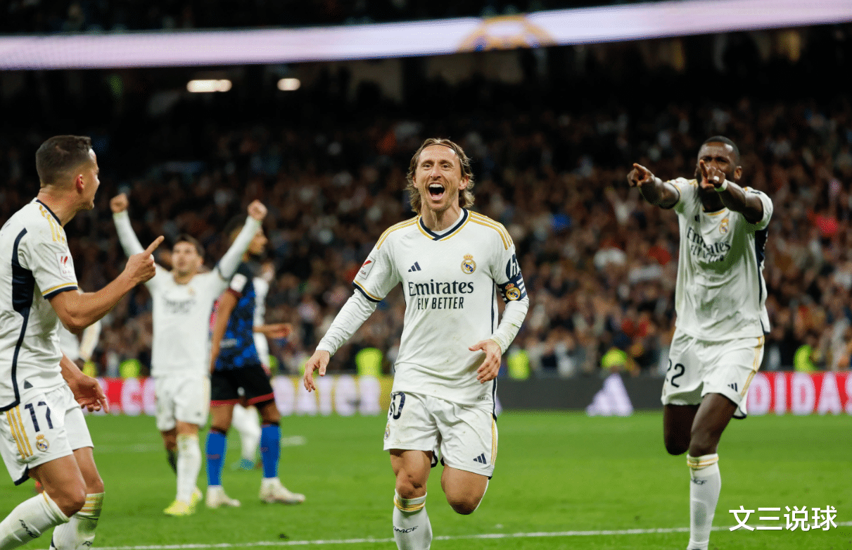 西甲球队皇家马德里备战下轮比赛谋求三分