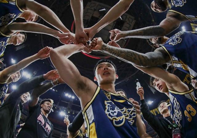 广东队主场胜利，连胜纪录不断延续