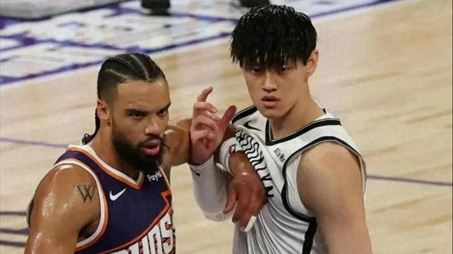 关于热火B队爆冷日本男篮,布克统治全场的信息 关于热火B队爆冷日本男篮,布克统治全场的信息