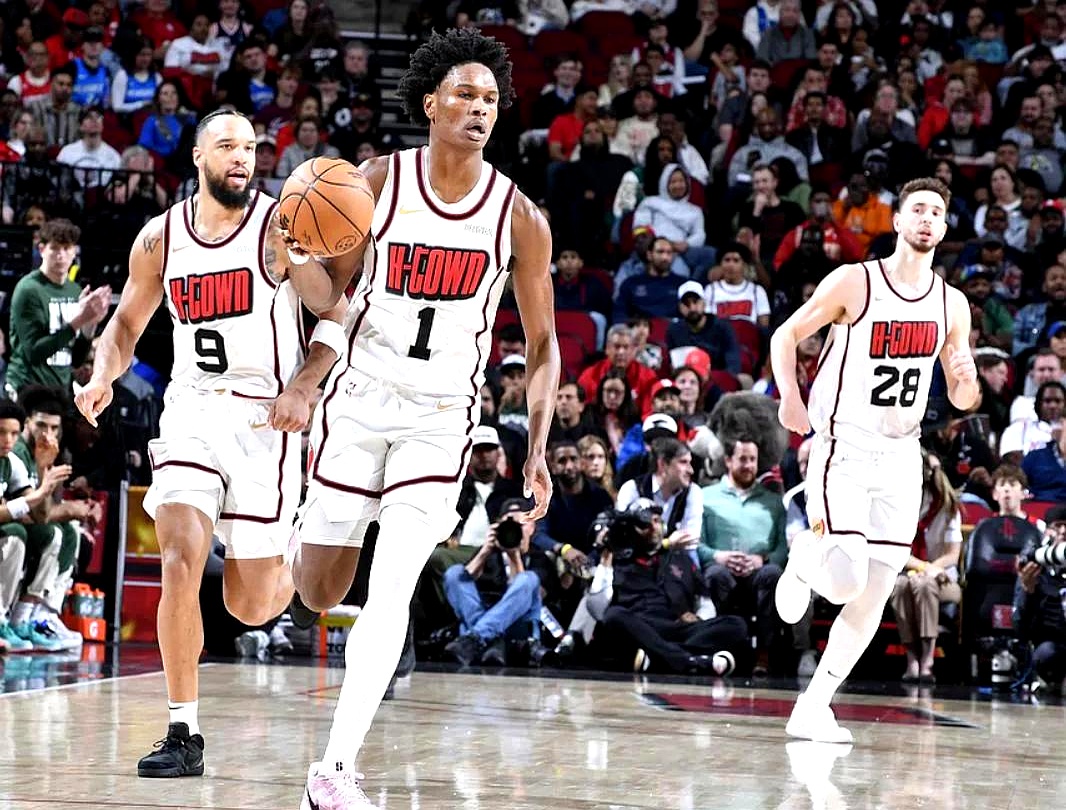 雄鹿力克巴西男篮，丹尼·格林高光表现